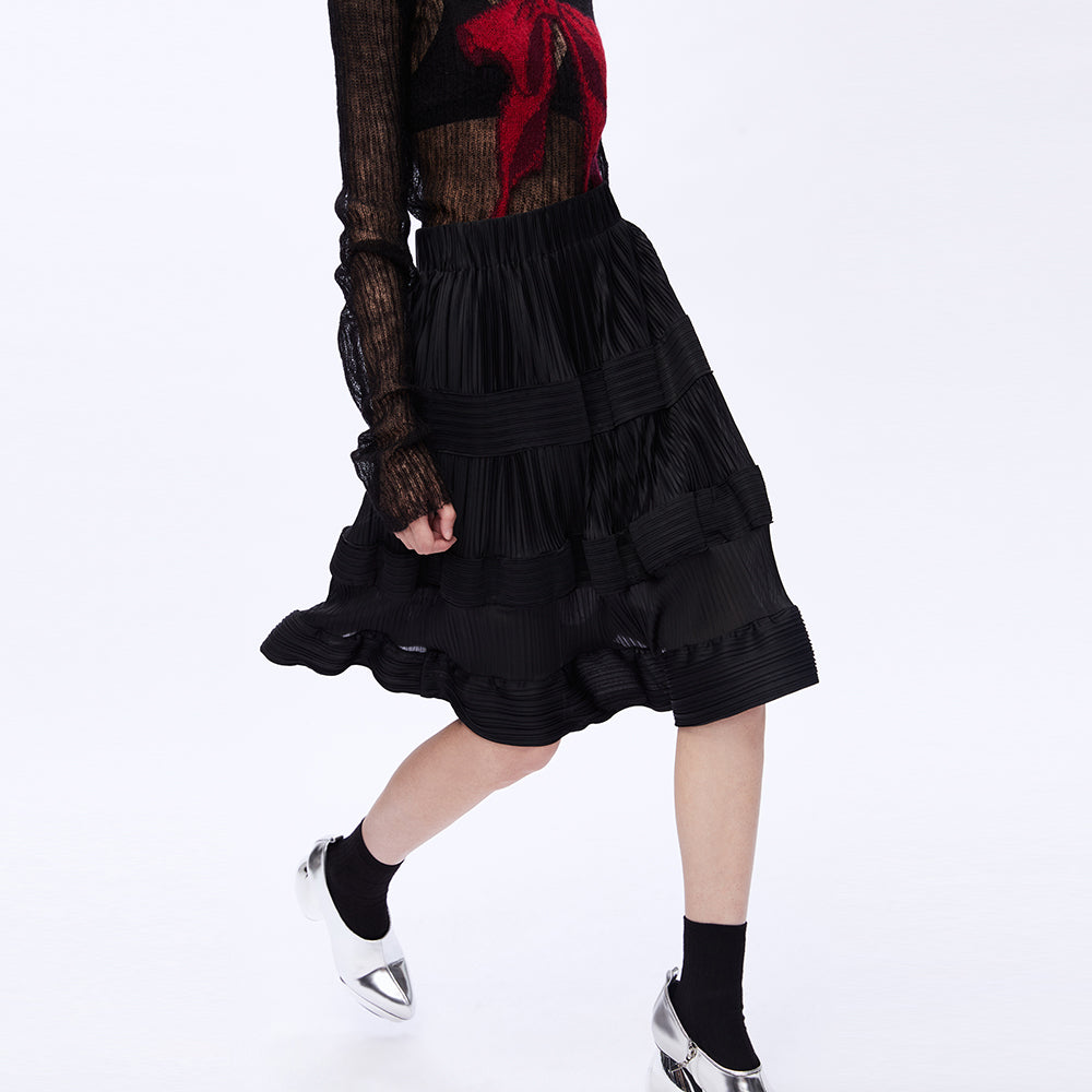 Black Pleated Bubble Long Skirt